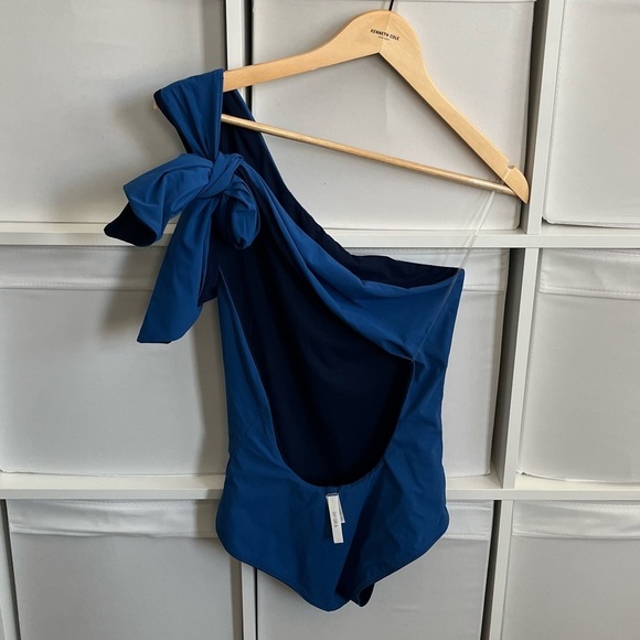 Araks Melika One Shoulder Reversible One Piece Swimsuit Blue/Navy - Picture 4 of 4